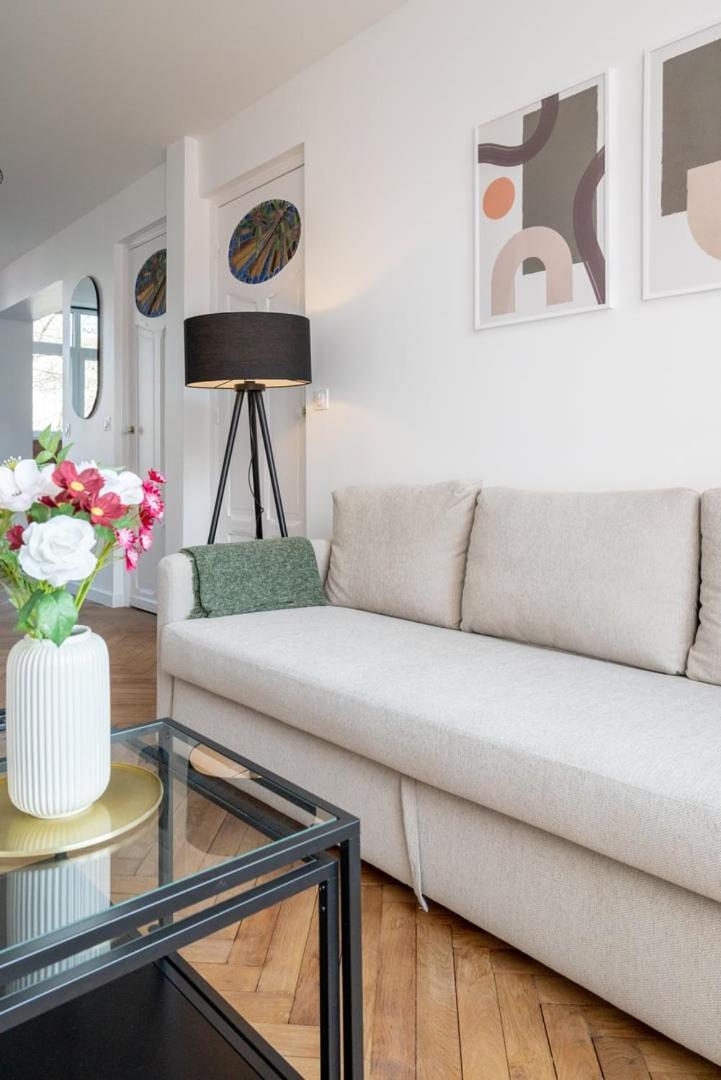 Charming Through-Apartment Renovated And Equipped! 마르크앙 바롤 외부 사진