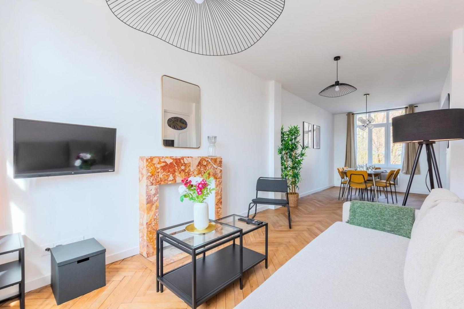 Charming Through-Apartment Renovated And Equipped! 마르크앙 바롤 외부 사진